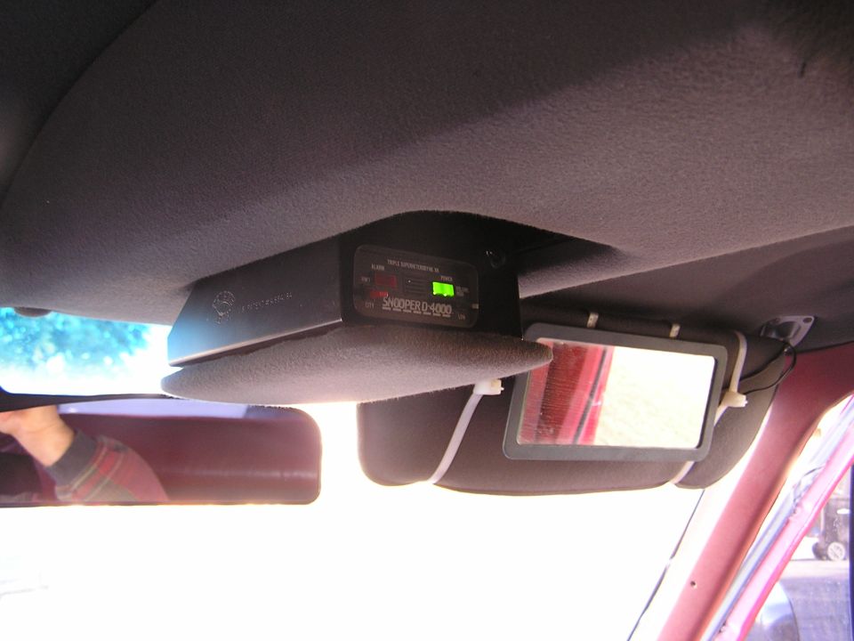 Tasty little upgrade.  Mechanical Drop Console w/ radar detector...nifty! (what does that mean?)