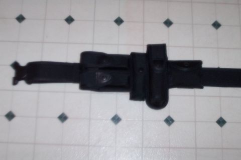 1998 Ford Crown Victoria - Duty belt with various pouches for carrying equipment.