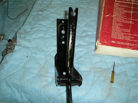 1966 Ford Bronco - EFI throttle pedal built.