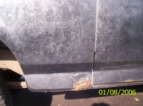 1988 Ford Bronco - Lower pass quarter near door