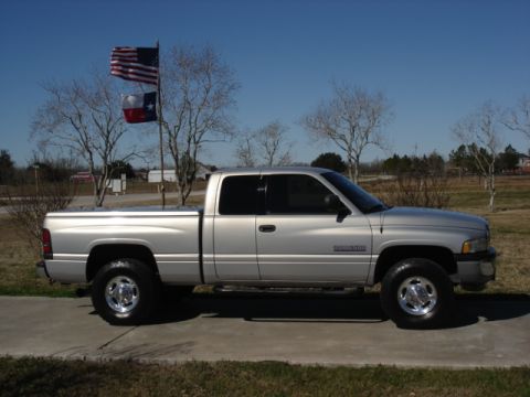 2001 Dodge 2500 - 01/13/2006