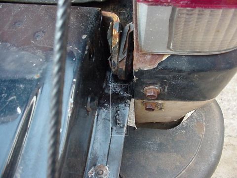 1993 Ford Bronco - inside of tailgate with welded area outlined