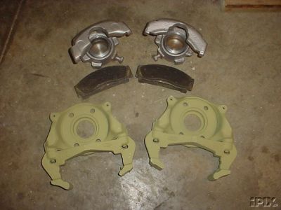 1983 Ford Bronco - 9-Inch Disc Brake Brackets from '78-82 Lincoln Versailles.