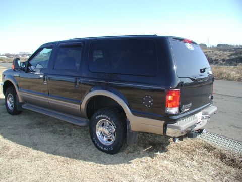 2000 Ford Excursion photo