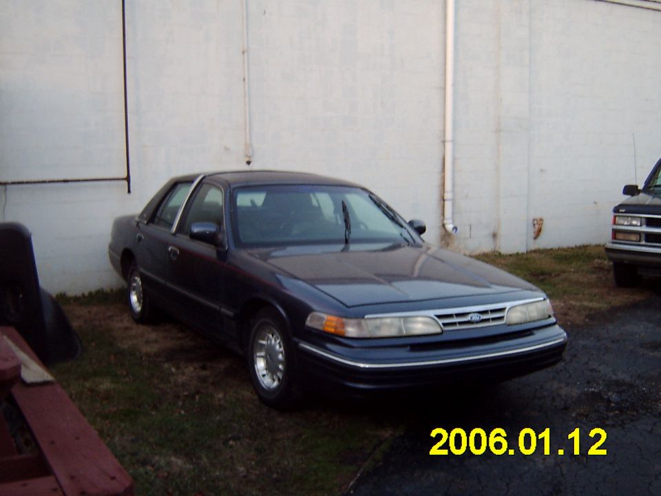 1997 Ford Crown Victoria