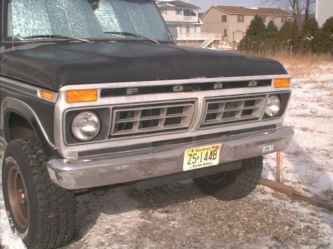 1978 Ford Bronco - The grille and headlight design indicate this is a 1975 Ford F-Series truck, not a 1978 Bronco.
