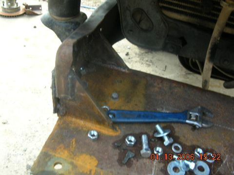 1991 Ford F-150 - another shot of the plate/crossmember