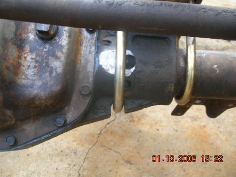 1991 Ford F-150 - U-Bolt flip...had to make a new spring plate and grind down the cast part of the housing. I didn't like havin the threads pointing down, so…