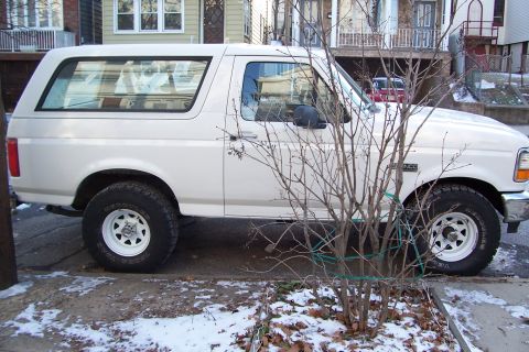 1996 Ford Bronco photo
