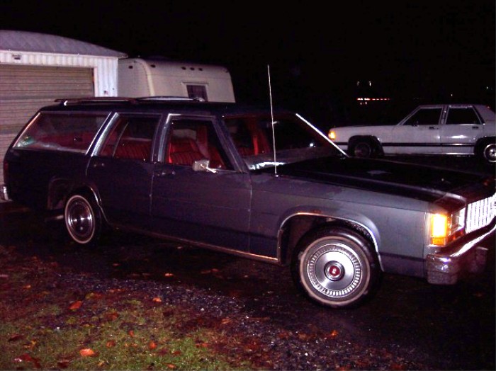 1986 Ford Custom Wagon