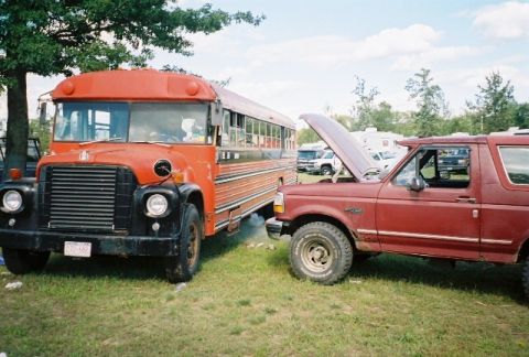 1993 Ford Bronco - before leaving B.I.R. I had to jump our budies bus, just being Minnesota nice to out fellow Wisconsin neighbors :)