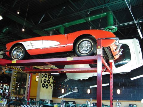 2006 Ford E350 - Quaker Steak and Lube in Pittsburgh, PA.