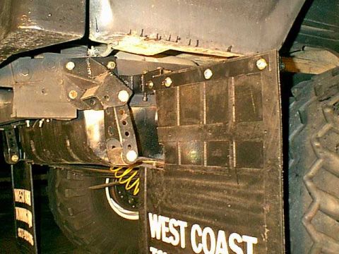 1983 Ford Bronco - here is the pass side rear. i only had to trim aroung the spring on these flaps.