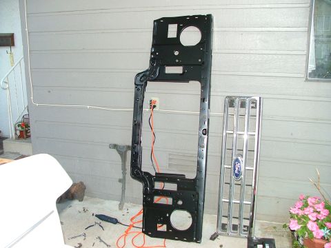1988 Ford Bronco - Installing new rad support