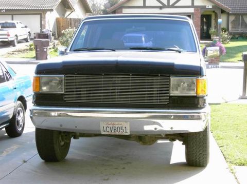 1988 Ford Bronco - replaced the bumper and new grill
