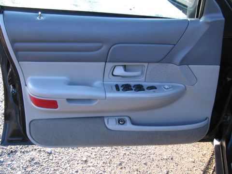 1991 Ford LTD Crown Victoria - Interior view of the driver's side door panel on a 1991 Ford Crown Victoria LTD.