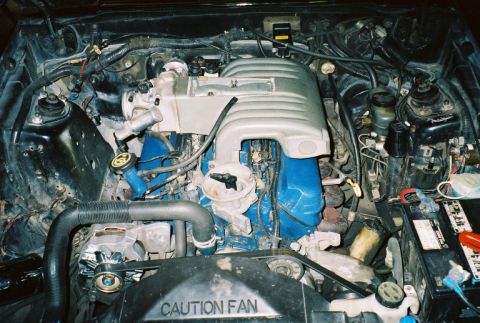 1990 Ford Mustang - stock upper half of engine...