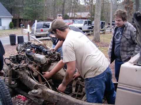 1986 Ford Sport - tranny coming out of the F250