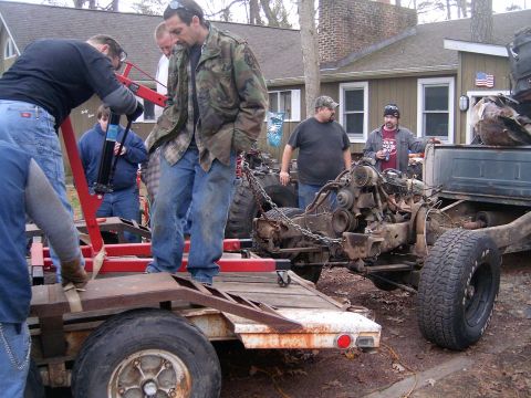 1986 Ford Sport - setting up the articulated tow truck