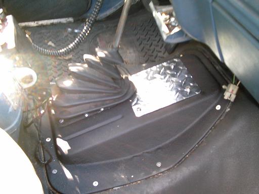 this is my shifter to accommodate the 3" body lift.