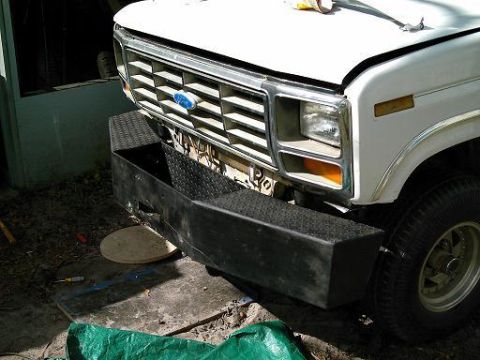 1986 Ford Bronco - this is the big black lip not mounted to the c channel. It is sitting on the frame horns-where it should be.