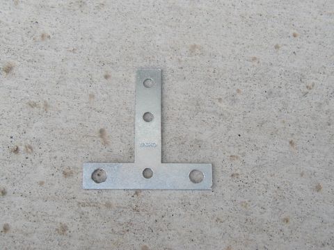 1989 Ford Bronco - Used this T bracket had to enalrge the holes.