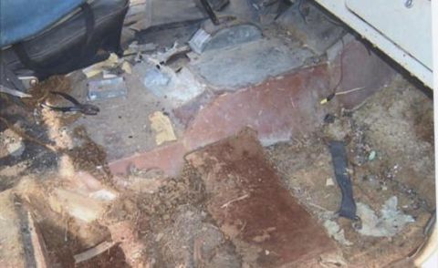 1967 Ford Bronco - That house carpet and there almost no flour left under it,
