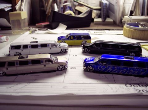 2000 Ford Excursion - Check out the new Excursions I bought. Oh ya there toys :D