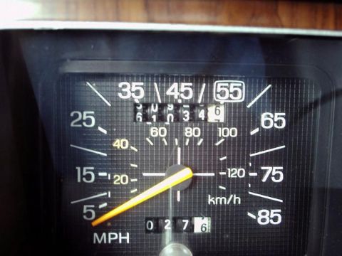 1984 Ford Bronco - The odometer on this 1984 Ford Bronco shows 276 miles, with the speedometer indicating a speed of approximately 35 MPH.