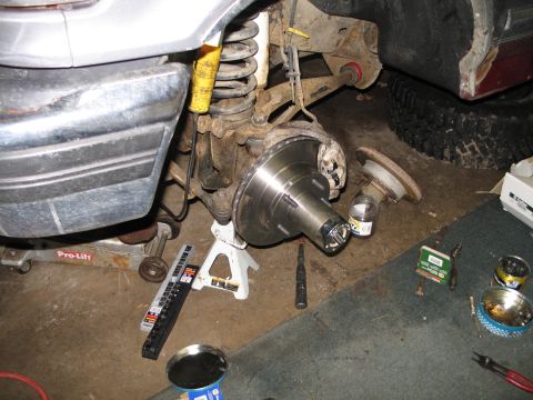 1995 Ford Bronco - Replacing the front wheel hub assembly on a 1995 Ford Bronco.
