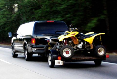 2002 Ford Excursion photo