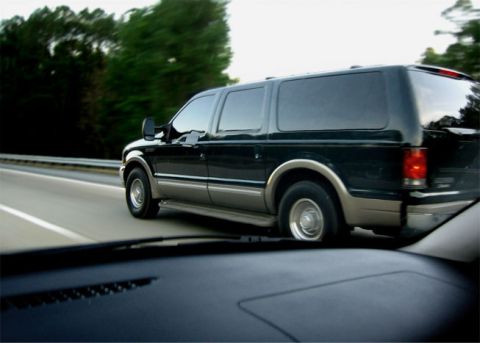 2002 Ford Excursion photo
