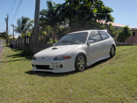 1995 Acura Integra photo