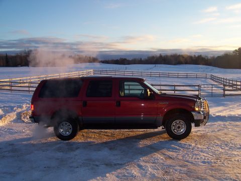 2003 Ford Excursion photo