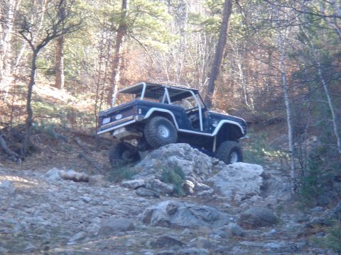 1977 Ford Bronco - This 1977 Ford Bronco navigates a challenging rocky trail.