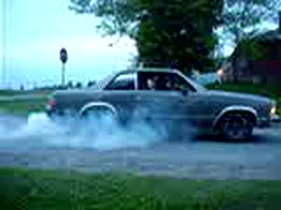 1979 Chevrolet Malibu - first half of burn out at 6000rpm