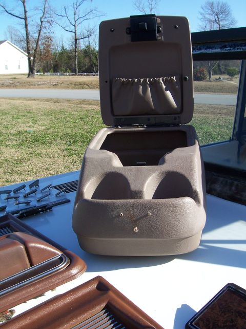 1978 Ford Bronco - Came from a 5th gen Bronco. I got it because it has real cup holders unlike the stock one on my 78.