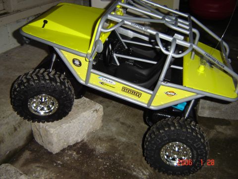 1993 Ford Bronco - This remote-controlled vehicle is designed for off-road crawling with large, knobby tires and a protective roll cage.