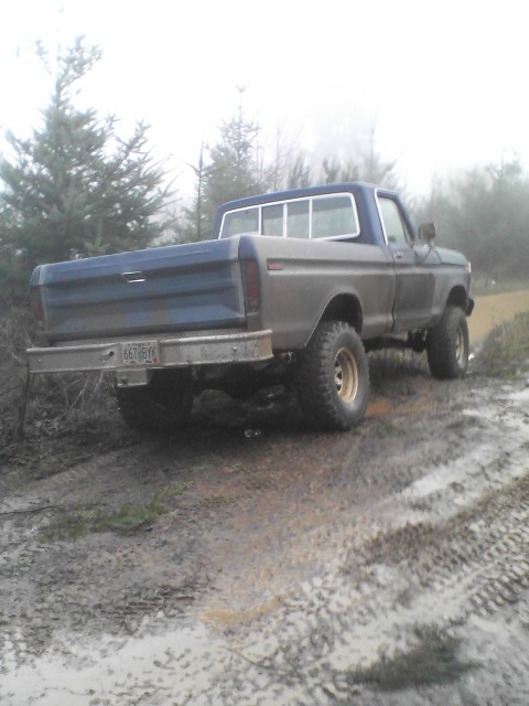 1979 Ford F-150 - Taking a break from fun time
