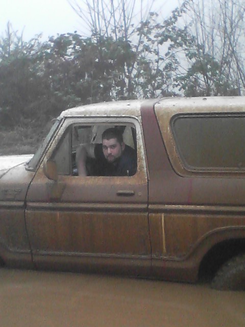 1978 Ford Bronco - Aww... looky here, happy lil camper sitting stuck for over an hour!