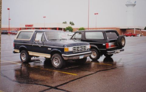 1990 Ford Bronco photo