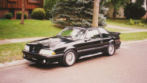1990 Ford Mustang photo