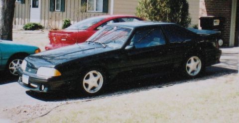 1990 Ford Mustang photo