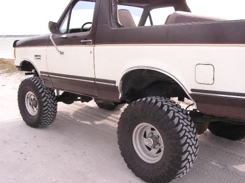 1990 Ford Bronco photo