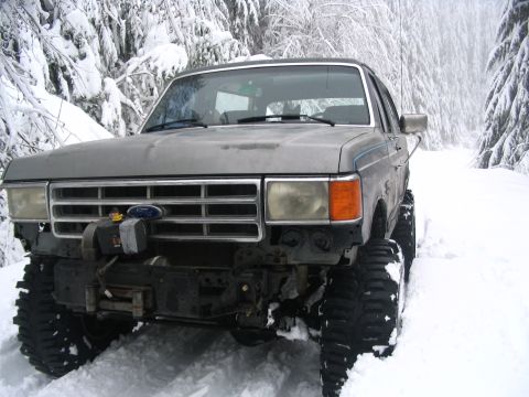 1987 Ford Bronco - SNOW!!