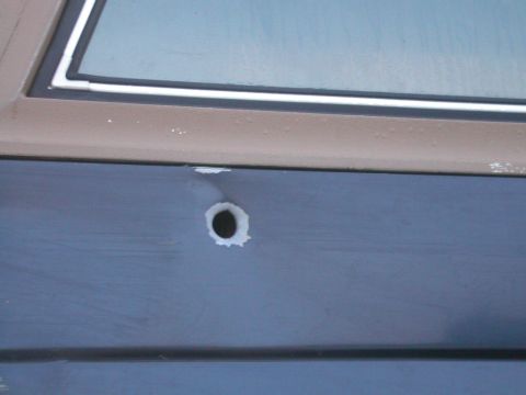 1990 Ford Bronco - Looking around the service station waiting for a mechanic to show up and fix my fuel pump, I found this Bronco with a big ass bullet hole i…