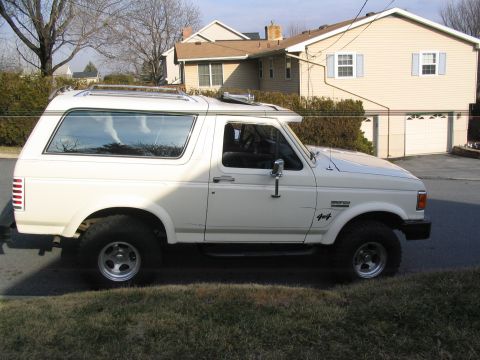 1989 Ford Bronco photo