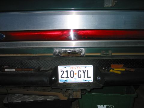 1989 Ford Bronco - Tailgate Rust Spot