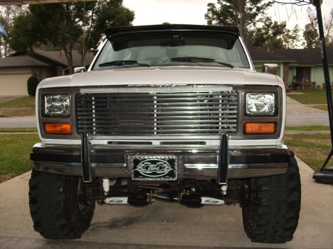 1985 Ford Bronco photo