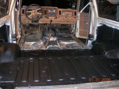 1984 Ford Bronco II “Whitey”